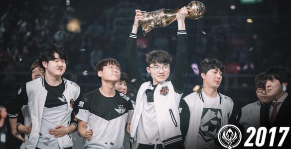 LOL历史最强战队诞生！23连胜拿下MSI冠军，Faker被对位FMVP